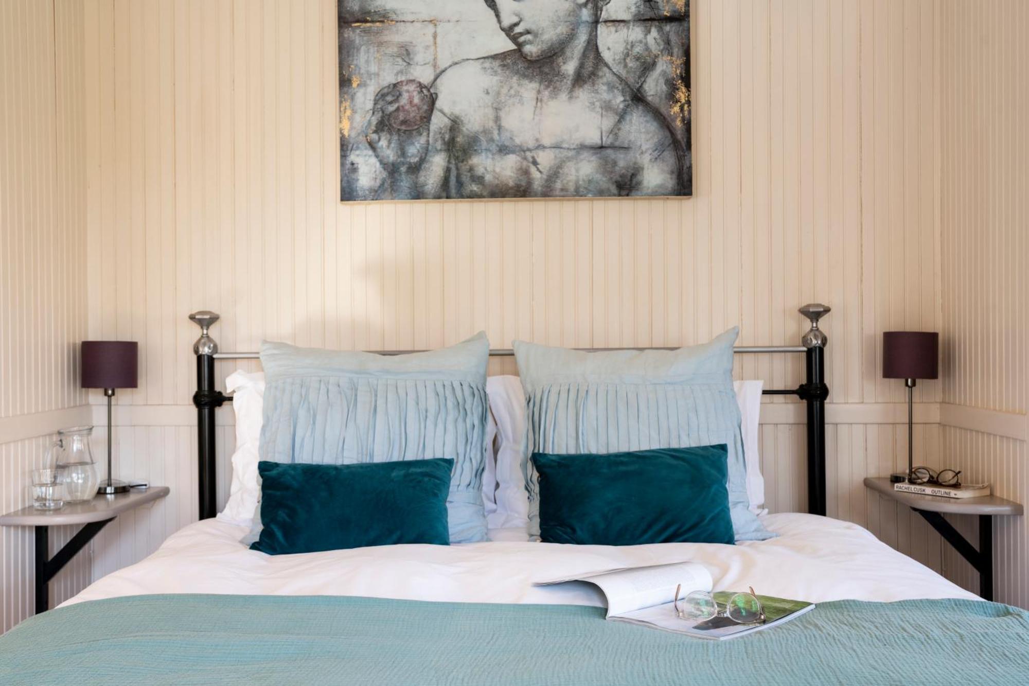 Old Mill Lodge By Huluki Sussex Stays Hurstpierpoint Εξωτερικό φωτογραφία